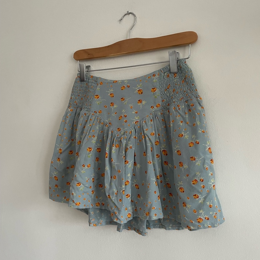 NWT UO Aurella Fairycore Ditsy Boho Y2K Indie Drop Waist Blue Floral Mini Skort